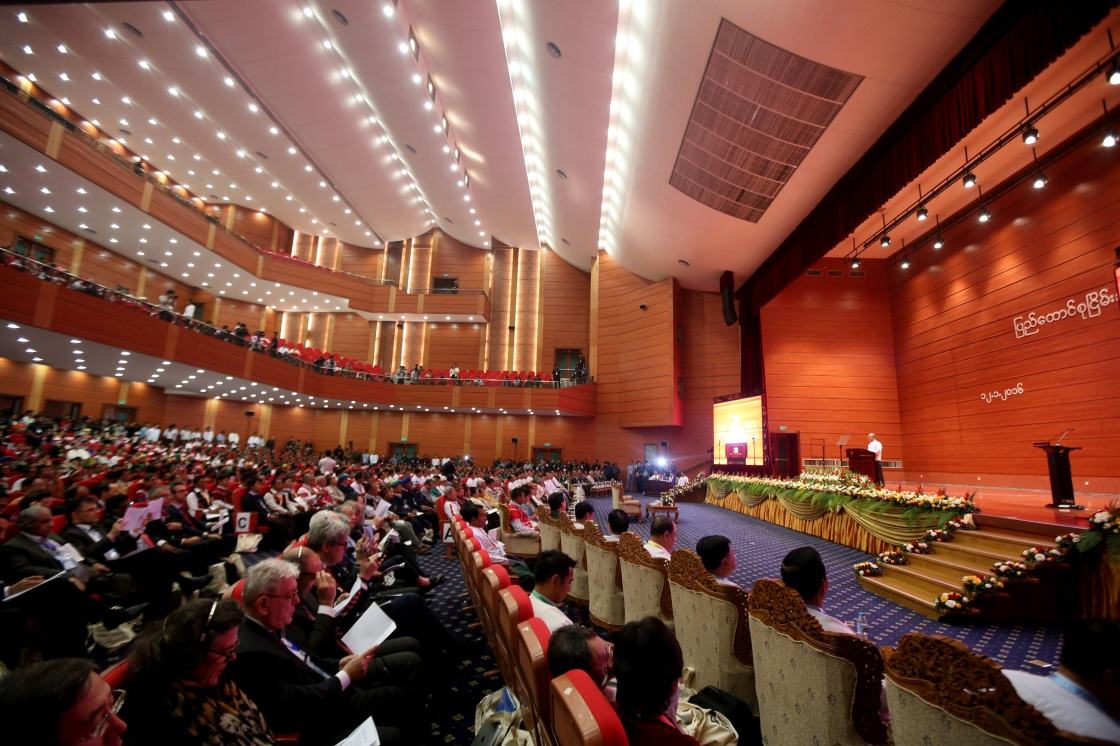 會議場地的選擇，主要考慮哪些因素？