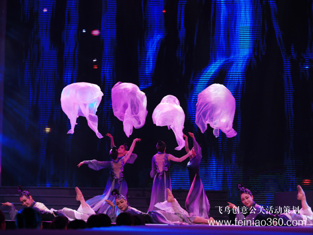 鄭州西亞斯學(xué)院20周年校慶慶典隆重舉行 鄭州西亞斯學(xué)院20周年校慶慶典隆重舉行